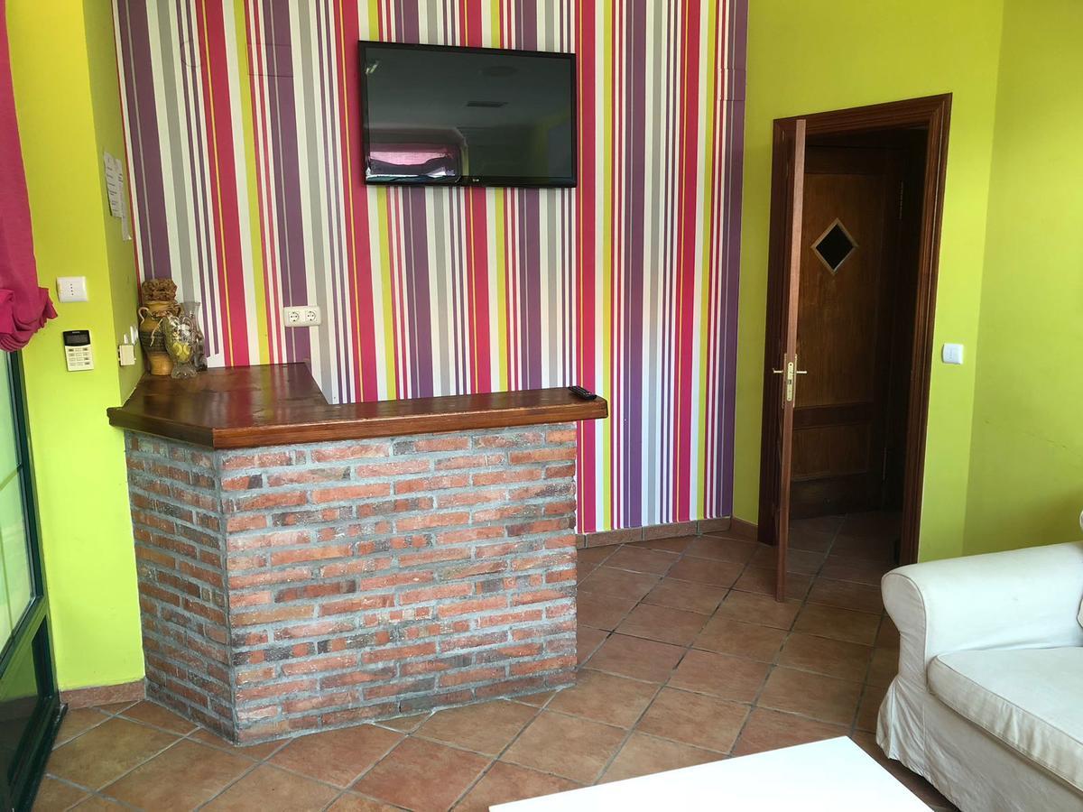 Albergue Turistico Playa De Berria Santoña Buitenkant foto